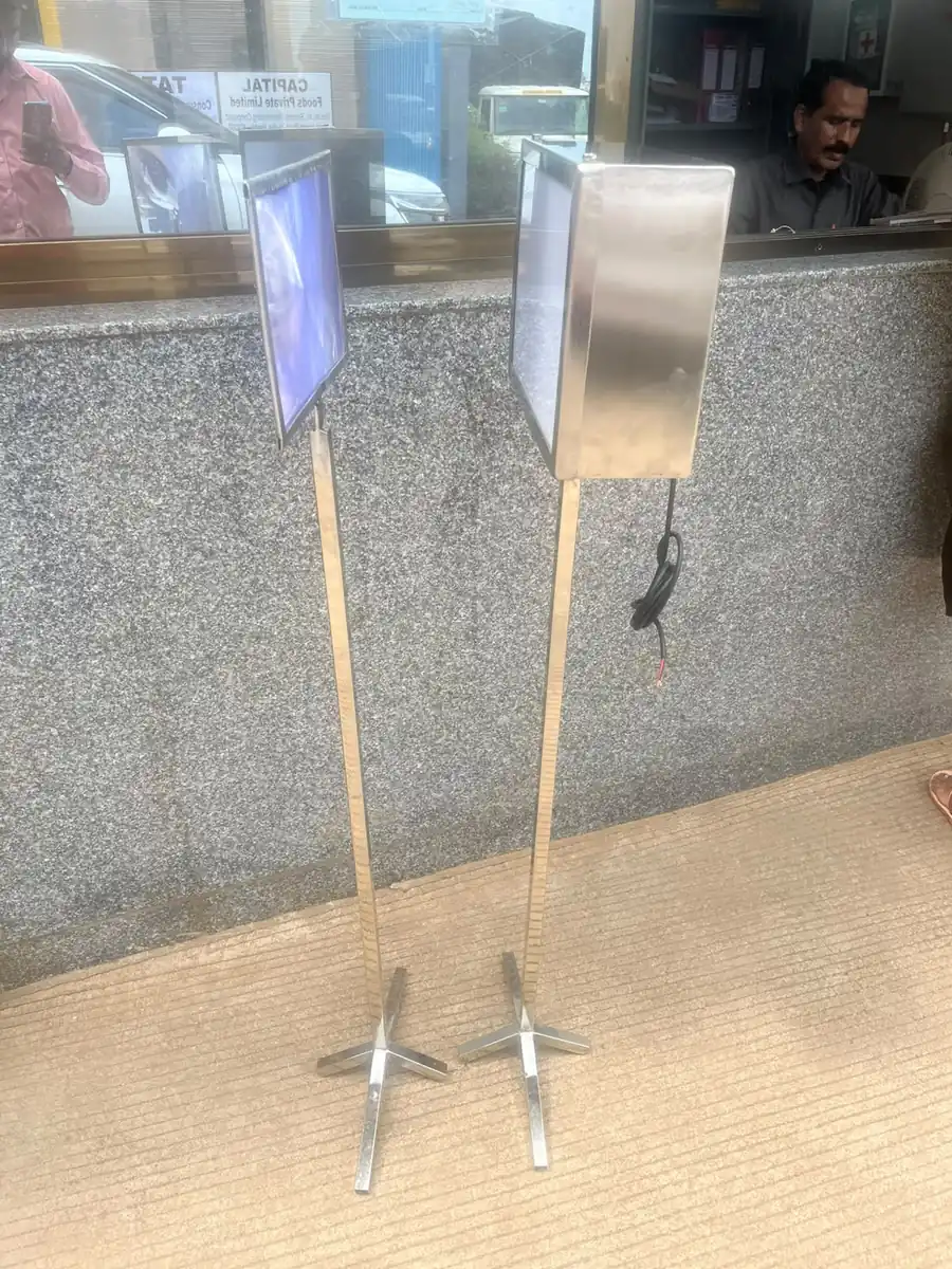 Stainless steel agitator blades and shafts machined and welded